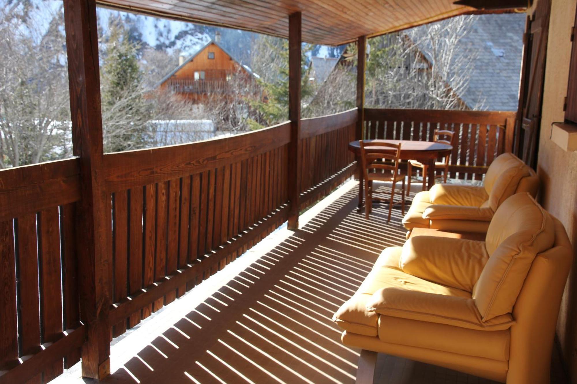 Guest House Chalet Saint Roch Albiez-Montrond Exterior foto