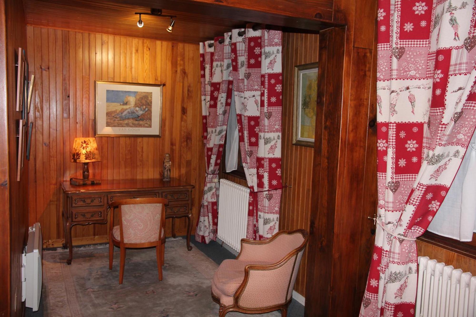 Guest House Chalet Saint Roch Albiez-Montrond Exterior foto